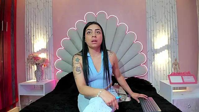 Snapshot of Katemos_st chatting on 06/12/26, 02:16 Katemos st online show from 06/12/26, 02:16