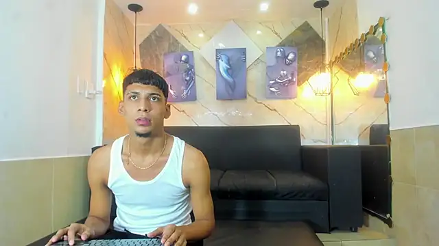 Snapshot of Yeff_26 chatting on 07/29/26, 12:36 Yeff 26 online show from 07/29/26, 12:36