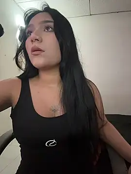 EmiLaurent online show from 05/28/26, 05:43