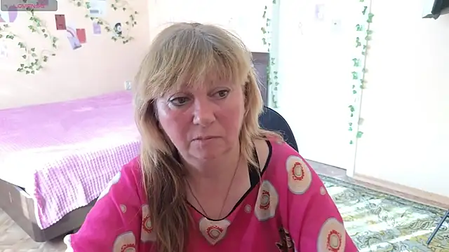 Melania Cook online show from 05/20/26, 04:29
