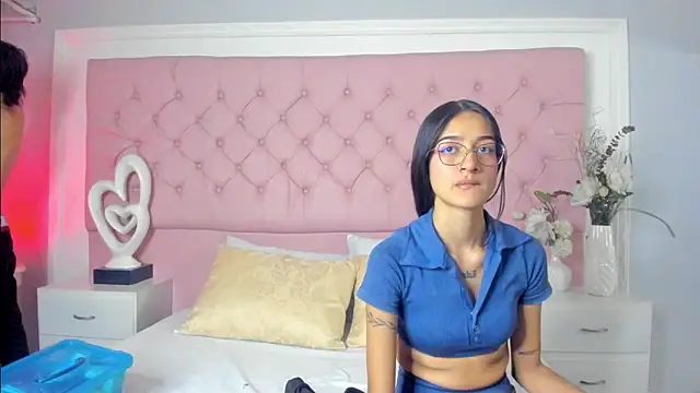 SarahDoll   online show from 05/21/26, 12:56