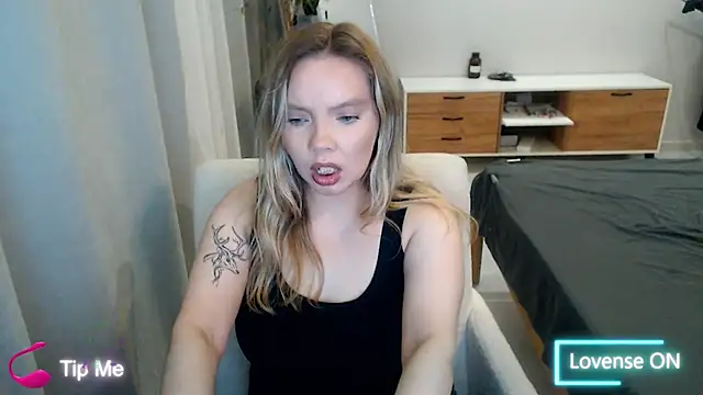 PolinaXXXXXJones online show from 05/08/26, 05:18