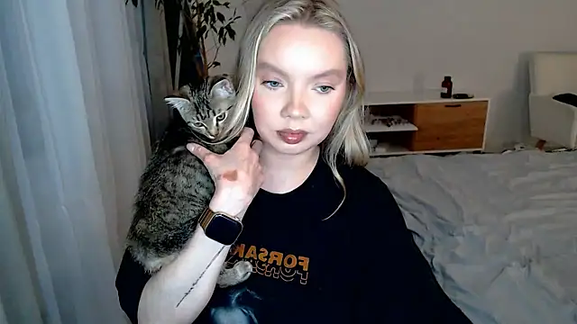 PolinaXXXXXJones online show from 06/05/26, 04:56