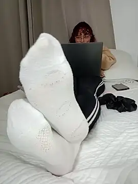 Ari vibesX online show from 06/08/26, 11:27