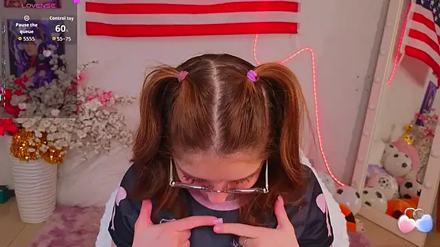 Snapshot of selenamils chatting on 06/24/26, 07:07 selenamils online show from 06/24/26, 07:07