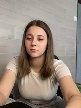 Blossom Emily online show from 05/13/26, 08:01