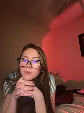 Snapshot of daisycollins chatting on 06/23/26, 12:36 daisycollins online show from 06/23/26, 12:36