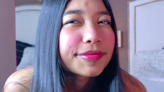 Snapshot of hanaluna_ chatting on 06/16/26, 08:11 hanaluna online show from 06/16/26, 08:11
