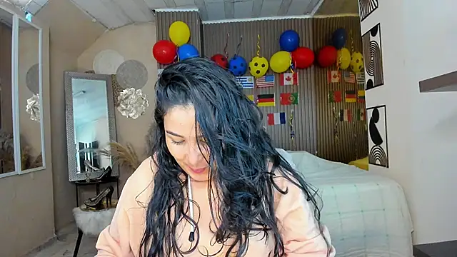 BBWLuxuryMuse online show from 06/20/26, 12:08