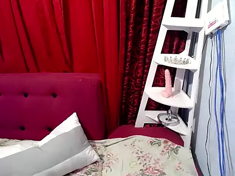 hotchickgirl online show from 08/02/26, 11:36