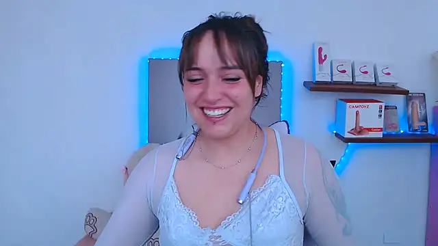 anyela bubble18 online show from 07/18/26, 09:40