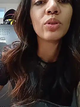 Snapshot of VeroJenkins_ chatting on 07/25/26, 12:47 VeroJenkins online show from 07/25/26, 12:47