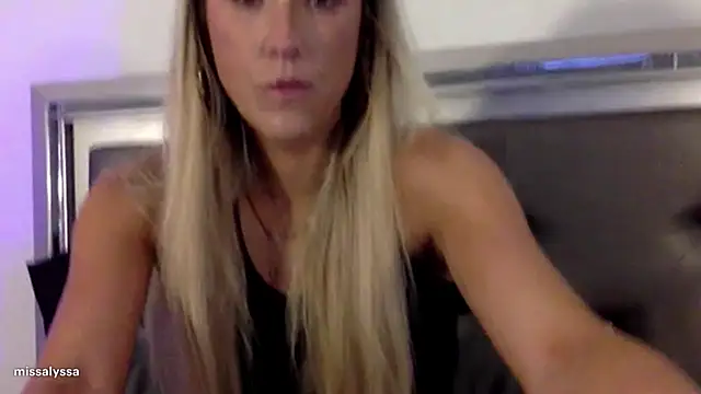 Misss alyssaaa online show from 06/18/26, 04:02
