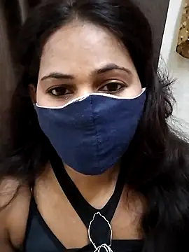 Snapshot of Roji_bha chatting on 06/26/26, 04:06 Roji bha online show from 06/26/26, 04:06