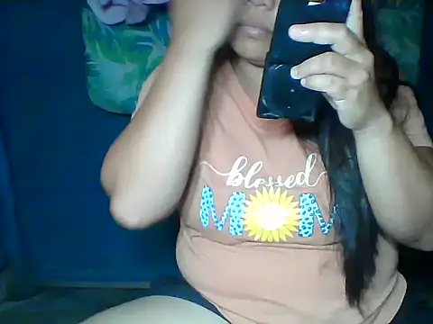 MommyKaye30 online show from 06/04/26, 08:20