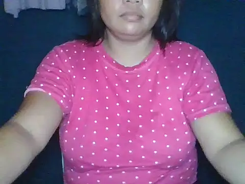 Snapshot of MommyKaye30 chatting on 07/01/26, 06:51 MommyKaye30 online show from 07/01/26, 06:51
