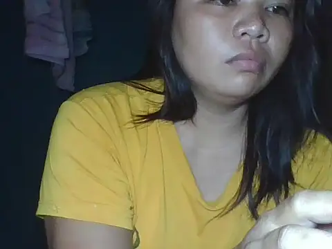 Snapshot of MommyKaye30 chatting on 07/05/26, 07:10 MommyKaye30 online show from 07/05/26, 07:10