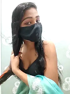 Snapshot of Hot_Candy77 chatting on 06/18/26, 01:26 Hot Candy77 online show from 06/18/26, 01:26