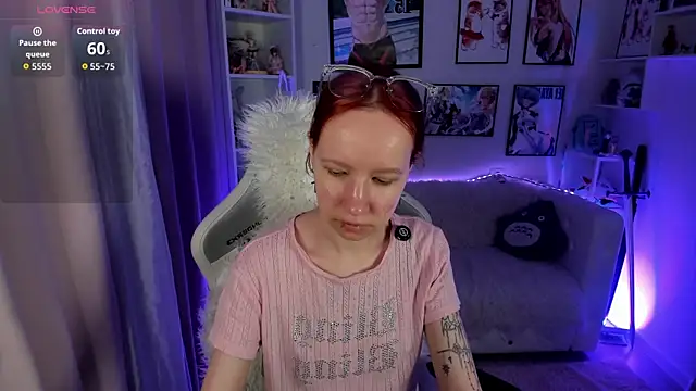 Mi Mi Mia online show from 05/25/26, 05:41