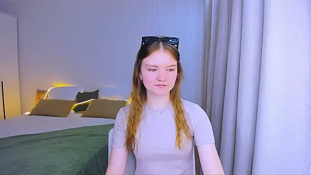 Snapshot of LookEva chatting on 06/19/26, 04:50 LookEva online show from 06/19/26, 04:50