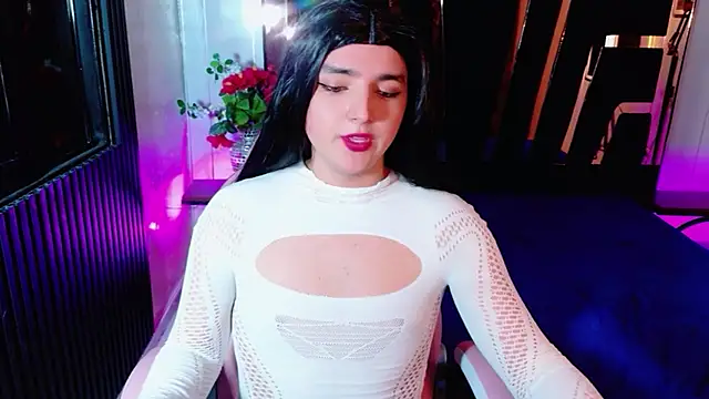 Snapshot of Gaby_Gil_ chatting on 05/22/26, 12:44 Gaby Gil online show from 05/22/26, 12:44