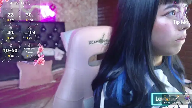 Snapshot of Abril_gap chatting on 05/11/26, 11:27 Abril gap online show from 05/11/26, 11:27