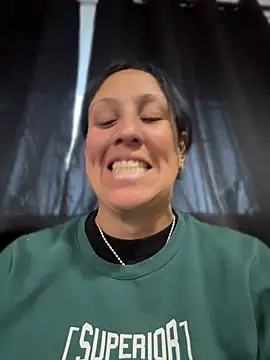 Snapshot of Cloe-Fire chatting on 05/20/26, 11:16 Cloe-Fire online show from 05/20/26, 11:16
