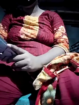 indian-couple9 online show from 05/28/26, 04:04