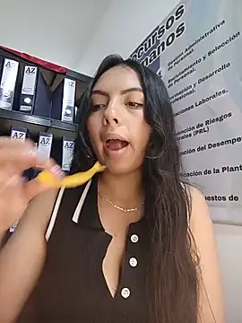 JENNIFER  03 online show from 07/23/26, 06:28