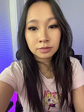 petiteTai online show from 05/24/26, 08:52