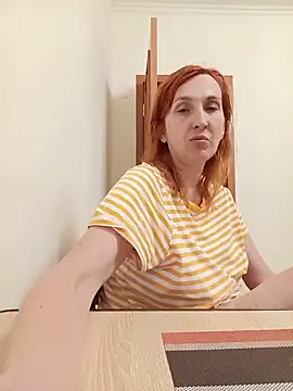 Snapshot of Bel_Nell chatting on 05/28/26, 07:00 Bel Nell online show from 05/28/26, 07:00