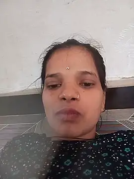 Student garl 1 online show from 05/30/26, 11:07