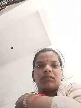 Snapshot of Student_garl_1 chatting on 07/10/26, 01:54 Student garl 1 online show from 07/10/26, 01:54