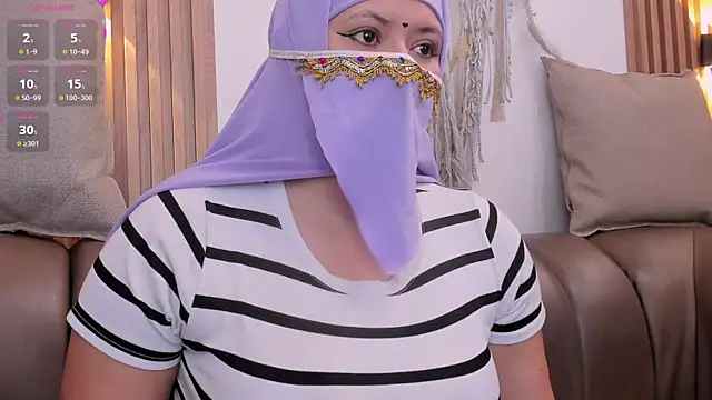 yasmin dina online show from 07/11/26, 03:15