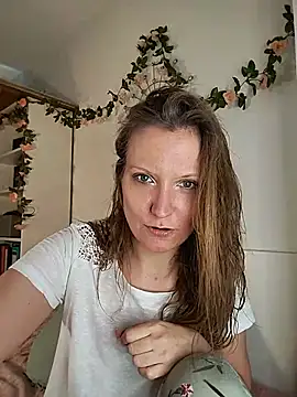 Snapshot of Candy_Cougar chatting on 05/23/26, 06:51 Candy Cougar online show from 05/23/26, 06:51