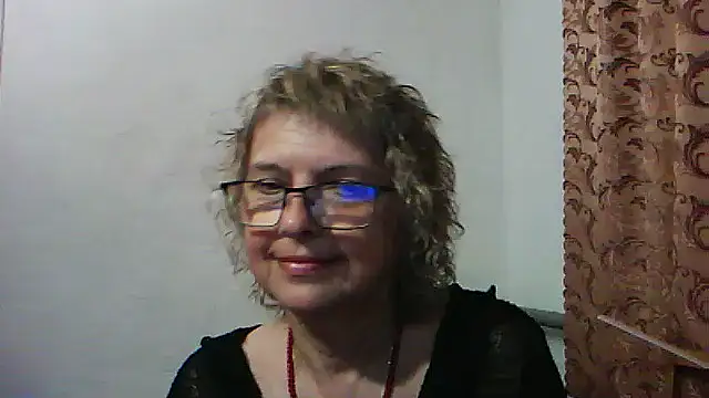 Snapshot of ElizabethGorden chatting on 06/23/26, 05:55 ElizabethGorden online show from 06/23/26, 05:55