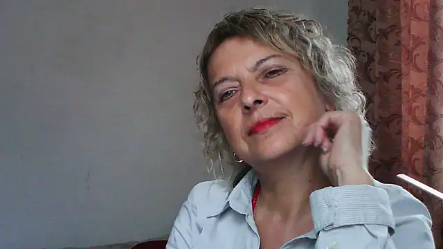 Snapshot of ElizabethGorden chatting on 07/08/26, 01:15 ElizabethGorden online show from 07/08/26, 01:15