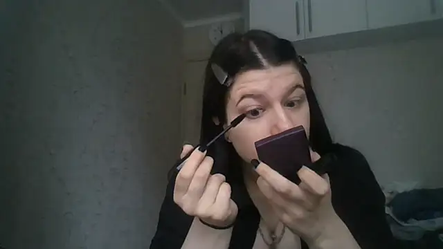 Snapshot of GrayceDeclet chatting on 06/17/26, 04:15 GrayceDeclet online show from 06/17/26, 04:15