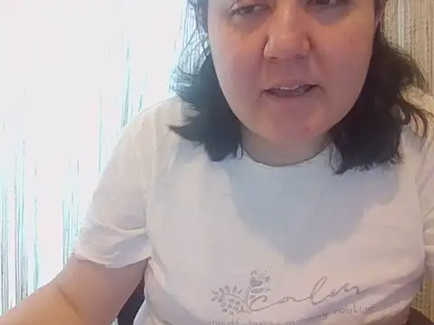 IsabellaJacobs online show from 05/12/26, 06:43