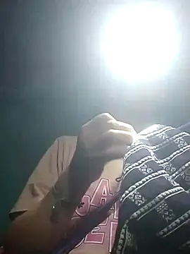yeuanh1 online show from 07/06/26, 12:24
