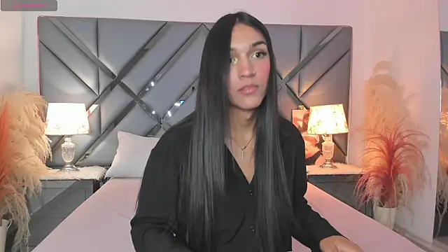 MadisonHerrera online show from 06/17/26, 05:47