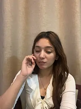 Lilywant online show from 06/11/26, 03:32