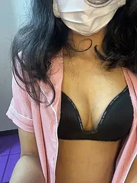 Snapshot of desi-randi chatting on 05/17/26, 04:47 desi-randi online show from 05/17/26, 04:47