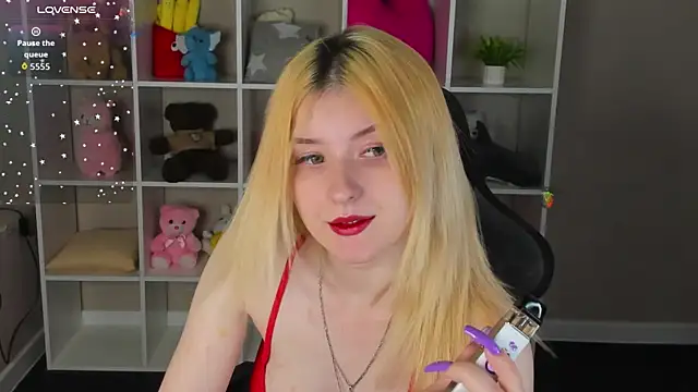 Snapshot of Diiana_Daviis chatting on 07/03/26, 02:40 Diiana Daviis online show from 07/03/26, 02:40