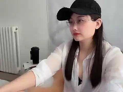 Snapshot of Naomi_Z chatting on 05/09/26, 10:59 Naomi Z online show from 05/09/26, 10:59