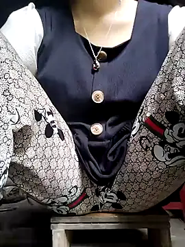 Snapshot of Maria-aa chatting on 06/16/26, 07:44 Maria-aa online show from 06/16/26, 07:44