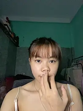 Snapshot of Cry_sexy chatting on 06/18/26, 02:34 Cry sexy online show from 06/18/26, 02:34