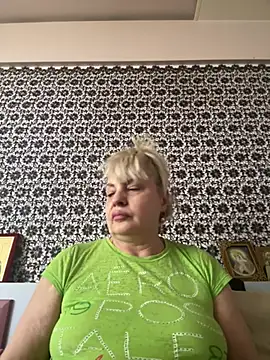 Snapshot of AnastasiaGrey777 chatting on 06/15/26, 05:20 AnastasiaGrey777 online show from 06/15/26, 05:20