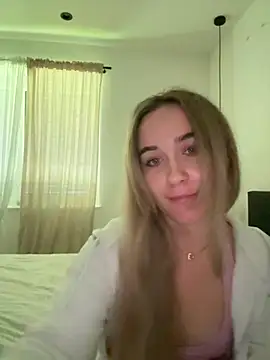 Snapshot of LillyStarr chatting on 06/24/26, 11:20 LillyStarr online show from 06/24/26, 11:20