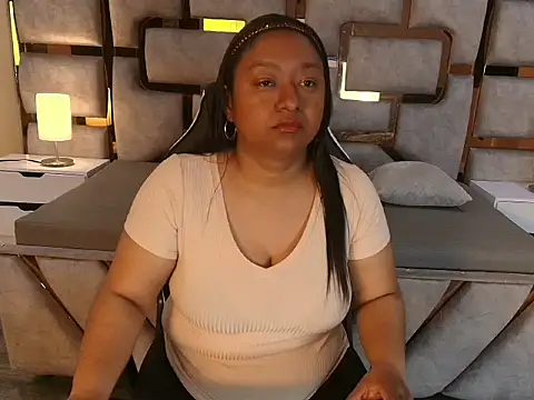 Rachell Carter online show from 05/17/26, 03:59